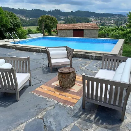 Quinta Do Cipreste De Valpedre Фермерский дом *
